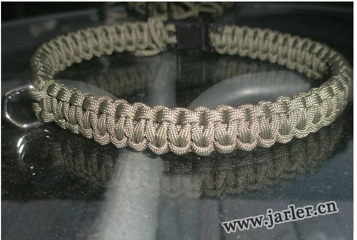 Paracord dog collar, 63A45