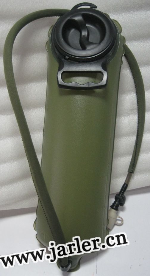 military hydration pack-hydration bladder-water bladder, 63W14